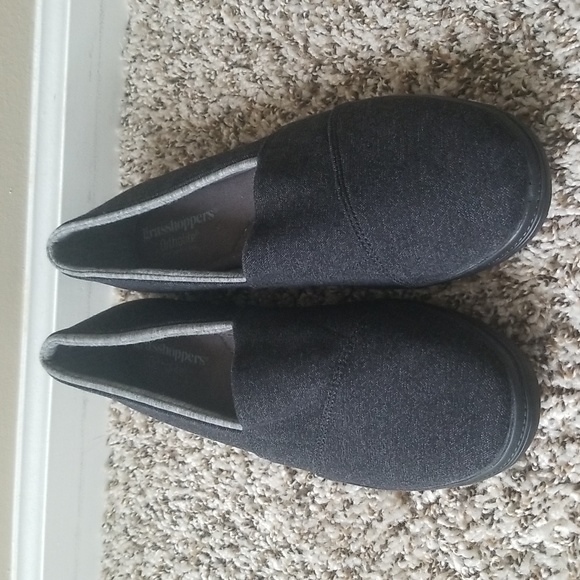 New Women's Dark Gray Grasshoppers Ortholite. Size 11. - Picture 2 of 5